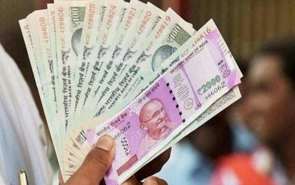 No proposal to cut existing salary of central govt employees: Finance Ministry