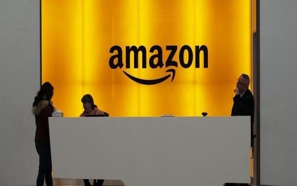 Amazon job offer,  to hire 20,000 temporary staff to serve global customers