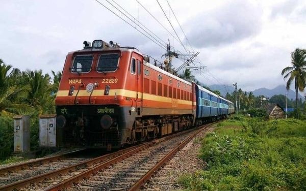 Clone trains will arrive at destinations 2-3 hours before parent trains: Official
