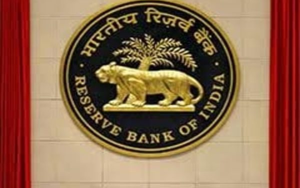 RBI says loan Moratorium for Small Borrowers – See who quaalifies