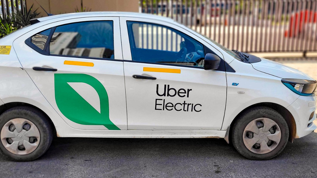 Uber now features electric cab services in many regions of Delhi-NCR ...